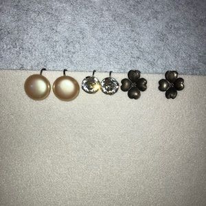 Elegant Vintage Pearl and Crystal Earrings Set‎